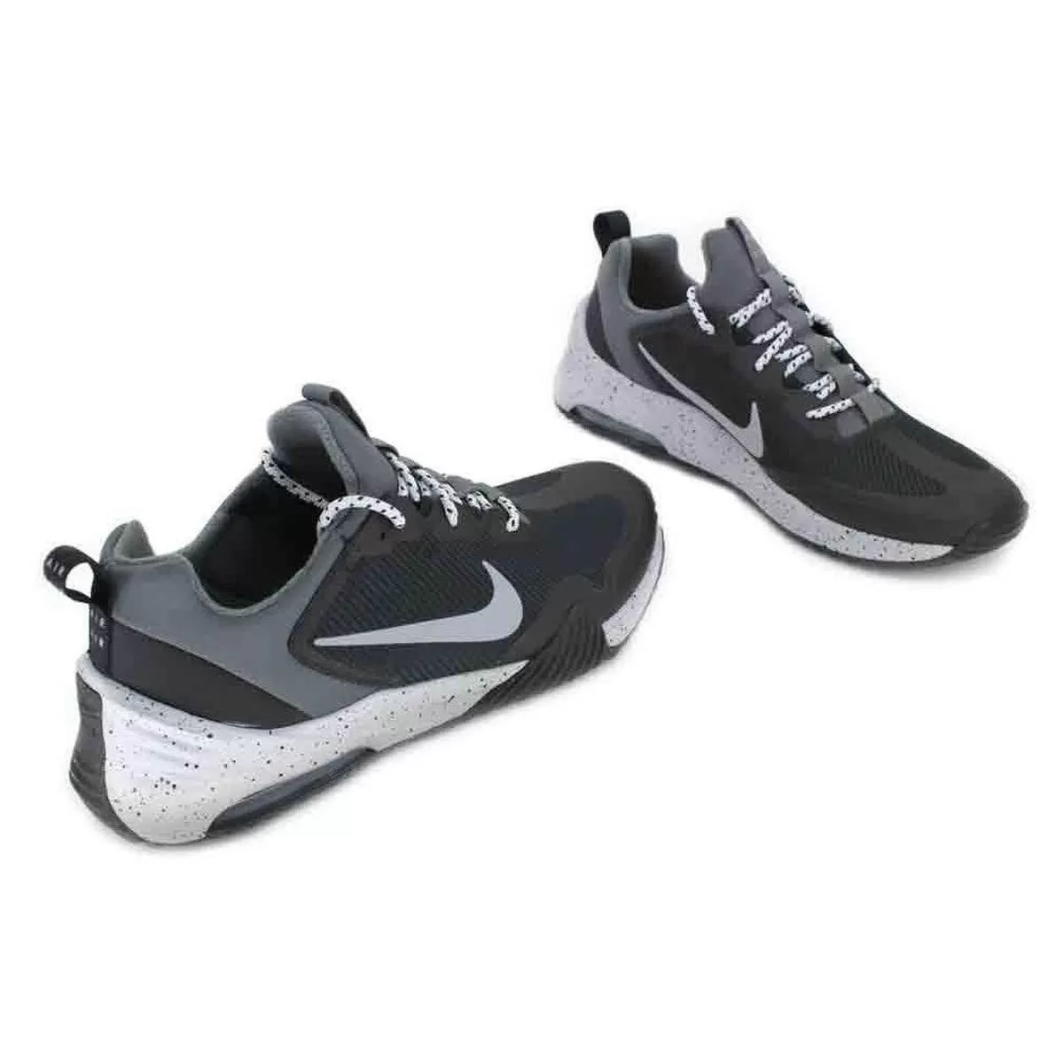 Chaussures de sport Nike air max grigora gris