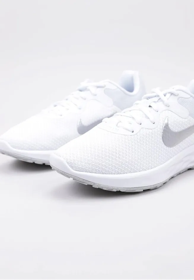 Nike Revolution 6 Next Nature Nike BASKETS PLATES