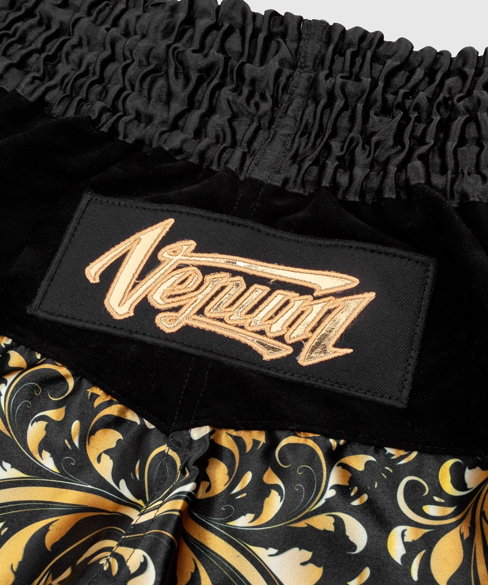 Short de Muay Thai Venum Absolute - Noir/Or - Exclusivité