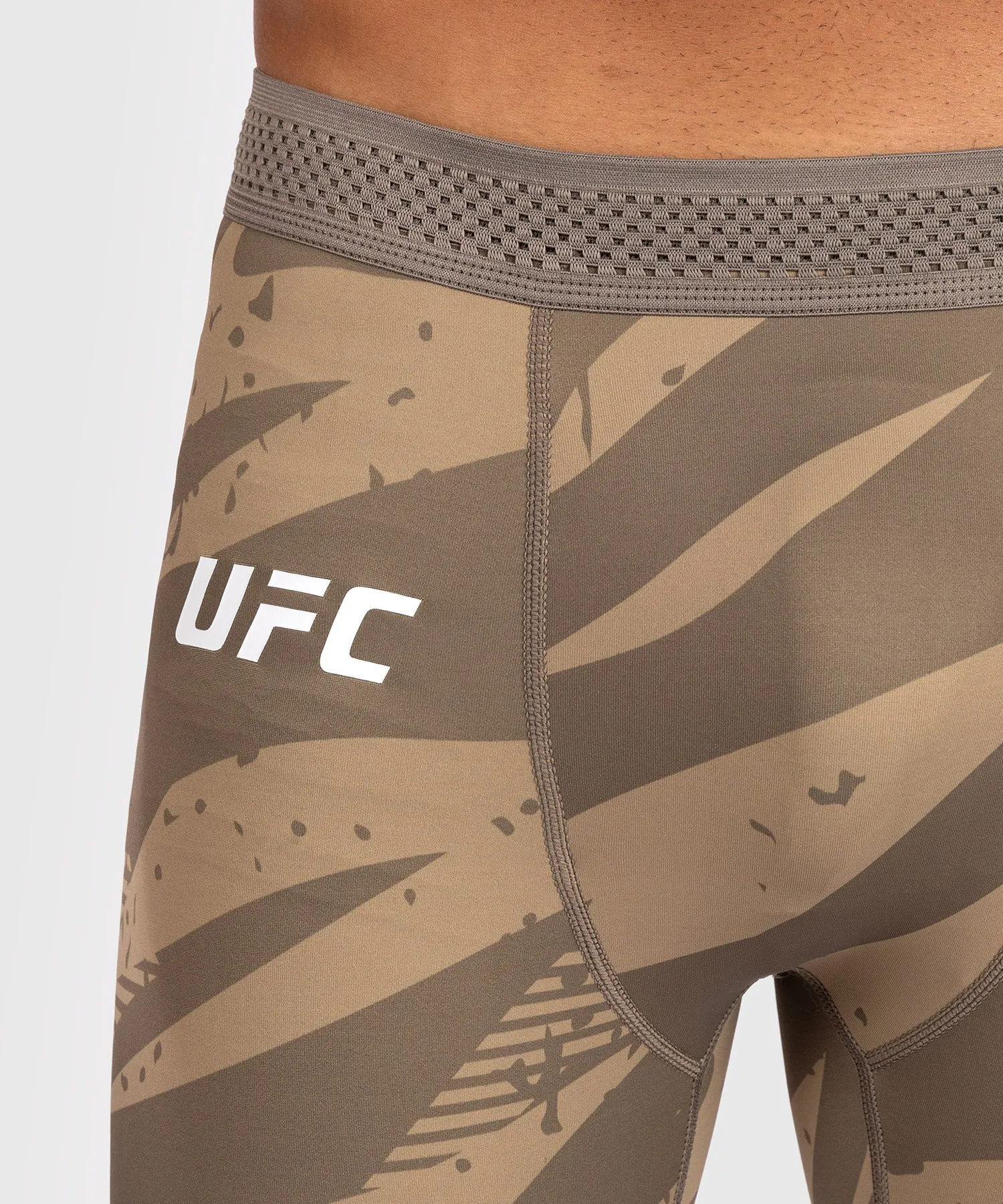 Short Vale Tudo pour Hommes UFC Adrenaline by Venum Fight Week - Desert Camo