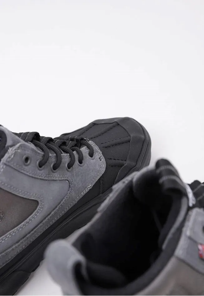 UA SK8-HI DEL PATO MTE-2 Vans BASKETS MONTANTES PLATES